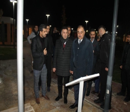 Azerbaycan Ankara Büyükelçisi Dr. Reşat Memmedov ile Üniversitemiz Rektörü Prof. Dr....