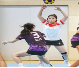 Batman Üniversitesi Antrenörlük bölümü öğrencisi Nurşin Sevgin Korfbol Milli takımında! ...