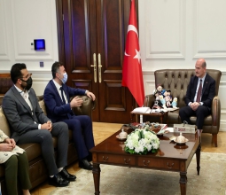 ​Öğrencilerimiz Rektörümüz Sayın Prof. Dr. İdris Demir öncülüğünde İçişleri Bakanımız Sayın...