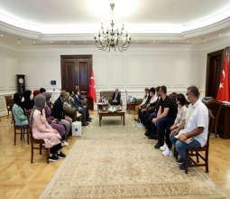 ​Öğrencilerimiz Rektörümüz Sayın Prof. Dr. İdris Demir öncülüğünde İçişleri Bakanımız Sayın...