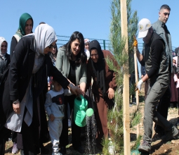 Depremde Hayatını Kaybedenlerin Hatırasına Üniversitemizde Fidan Dikildi...