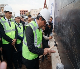 Diş Hekimliği Uygulama ve Araştırma Hastanesi İnşaatında Çivi Çakma ve Beton...