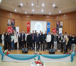 Üniversitemizde İzcilik Konferansı Düzenlendi...