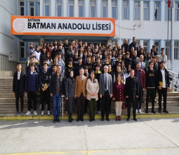 Akademisyen-Öğrenci Buluşmalarında İkinci Dönemin İlk Buluşması Batman Anadolu Lisesinde Gerçekleştirildi...