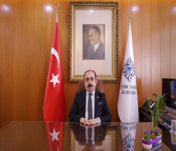 Türk Tarih Kurumu Başkanı Prof. Dr. Yüksel Özgen Katıldığı Radyo Programında...