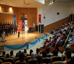 Üniversitemizde Çanakkale Zaferi’nin 110. Yılı Coşkuyla Kutlandı...
