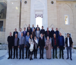 Üniversite Camisinde Sona Doğru: İskele Kuruldu, Caminin Nakış ve Tezyinatına Başlandı...