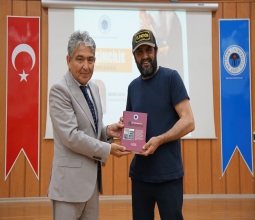 Üniversitemizde Girişimcilik Konferansı...