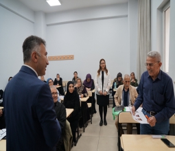 Rektör Prof. Dr. İdris Demir’den 60 Yaş Üstü Üniversite Öğrencilerine İngilizce...