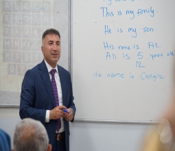 Rektör Prof. Dr. İdris Demir’den 60 Yaş Üstü Üniversite Öğrencilerine İngilizce...