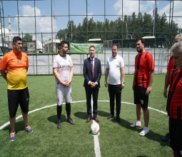 Rektör Prof. Dr. Demir’den Birimler Arası Futbol Turnuvasında Başlama Vuruşu...