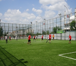 Rektör Prof. Dr. Demir’den Birimler Arası Futbol Turnuvasında Başlama Vuruşu...