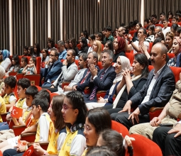 Üniversitemiz Çocuk Korosu’ndan Necat Nasıroğlu Külliyesi’nde Unutulmaz Konser...
