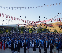 Üniversitemizde Mezuniyet Töreni Yapıldı...