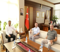 Rektör Prof. Dr. İdris Demir’den Siirt Üniversitesi Rektörü Prof. Dr. Nihat...
