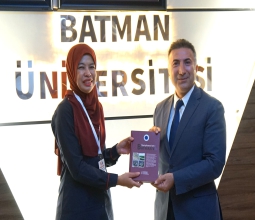 Üniversitemiz, Malezya Gençlik ve Spor Bakanlığı Uzmanları ile Parlamento Uzmanlarını Ağırladı...