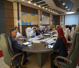 Üniversitemiz, Malezya Gençlik ve Spor Bakanlığı Uzmanları ile Parlamento Uzmanlarını Ağırladı...