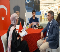 Rektör Prof. Dr. İdris Demir’den Tanıtım Stantlarına Ziyaret...