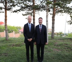 Üniversitemiz Rektörü Prof. Dr. İdris Demir, Bölge Üniversiteleri Toplantısına Katıldı...