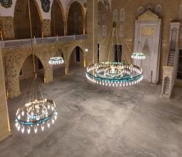 Üniversite Camii Heybetiyle Göz Kamaştırıyor...