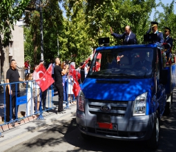Üniversitemiz Rektörü Prof. Dr. İdris Demir, Zafer Bayramı Kutlama Törenine Katıldı...