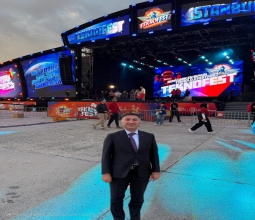 Rektör Prof. Dr. İdris Demir TEKNOFEST 2025 İstanbul’da...