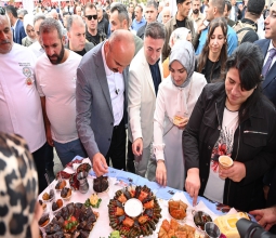 Rektör Prof. Dr. Demir Gerçüş’te Düzenlenen 4. Bağ Bozumu ve Gastronomi...