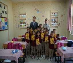 Rektör Demir, Seki Köyü’nde Öğrenciler ve Vatandaşlarla Bir Araya Geldi...