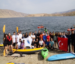 Öğrenciler Hasankeyf’te Kano ve SUP Etkinliğinde Buluştu...