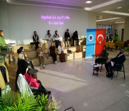 Kütüphanede “Zorluklarla Başa Çıkmada Hz. Peygamber’in Örnekliği” Söyleşisi Gerçekleştirildi...