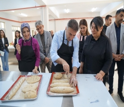 Üniversitemizde Üç Bin Yıllık Ballı Arpa Ekmeği Yapıldı...