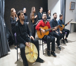 Üniversite Öğrencilerinden Çocuk Evleri Sitesinde Anlamlı Konser...