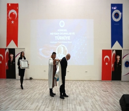 Üniversitemiz Senatosundan Bakan Mehmet Şimşek’e Fahri Doktora Ünvanı...