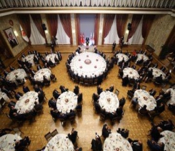 Üniversite Rektörleri TBMM’de Verilen İftar Programında Buluştu...