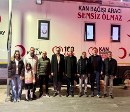 Üniversitemiz Akademisyenlerinden Kan Bağışına Destek...