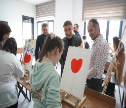Üniversitemizden Engelli Aktif Yaşam Merkezinde Anlamlı Sanat Etkinliği...