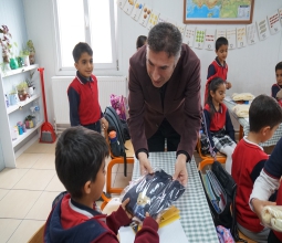 Rektörümüz Prof. Dr. İdris Demir, Fırat İlkokulu Öğrencileriyle Buluştu...