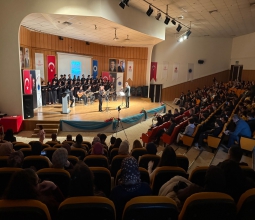Sanatçı Öğrencilerden “Türkülerle Çanakkale” Temalı Akustik Konser...