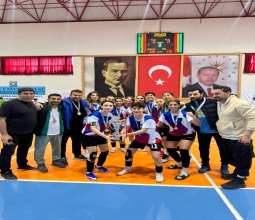 Üniversitemiz Kadın Futsal Takımı Bölge Şampiyonu Oldu...