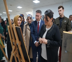 Öğrencilerin El Emeği “Nakş-I Aşk” Sergisine Dönüştü...