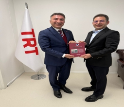 Rektörümüz Prof. Dr. İdris Demir'den TRT Kurdî Kanal Koordinatörü Kemal Gümüş’e...