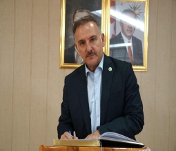 Harran Üniversitesi Rektörü Prof. Dr. Mehmet Tahir Güllüoğlu’ndan Rektörümüz Prof. Dr....