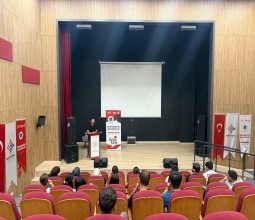 Geleceğin Meslekleri Bilim Kafede Konuşuldu: Elektrik Elektronik Mühendisliği ve Yeni Kariyer...