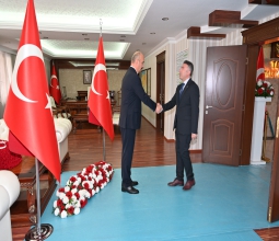 Rektörümüz Prof. Dr. Demir, 30 Ağustos Zafer Bayramı Kutlama Törenine Katıldı...