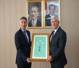 Sağlık Bilimleri Üniversitesi Rektörü Prof. Dr. Kemalettin Aydın’dan Rektörümüz Prof. Dr....