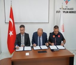 Üniversitemiz Öğrencilerine Uygulamalı Eğitim İmkânı Sağlayacak İş Birliği Protokolleri İmzalandı...