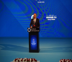 Üniversitemizde 2026-2027 Akademik Yılı Açılış Töreni TBMM Başkanı Prof. Dr. Numan...