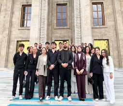 Siyaset Bilimi ve Kamu Yönetimi Topluluğu tarafından yürütülen “Merkezde Kamu: Siyaset...