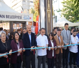 Üniversitemiz 3. Gastronomi Festivalinde Yerini Aldı...
