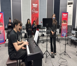 Üniversitemiz GSF Öğrencileri TRT GAP Radyosunda Canlı Yayında Konser Verdi...